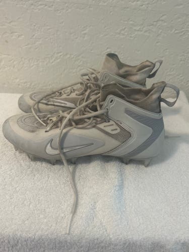 White Adult Size 11 (Women's 12) Mid Top Huarache