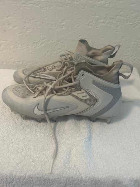 White Adult Size 11 (Women's 12) Mid Top Huarache