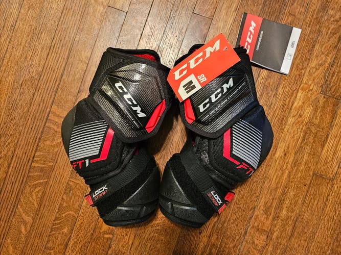 NWT CCM JetSpeed FT1 Senior  Medium Elbow Pads