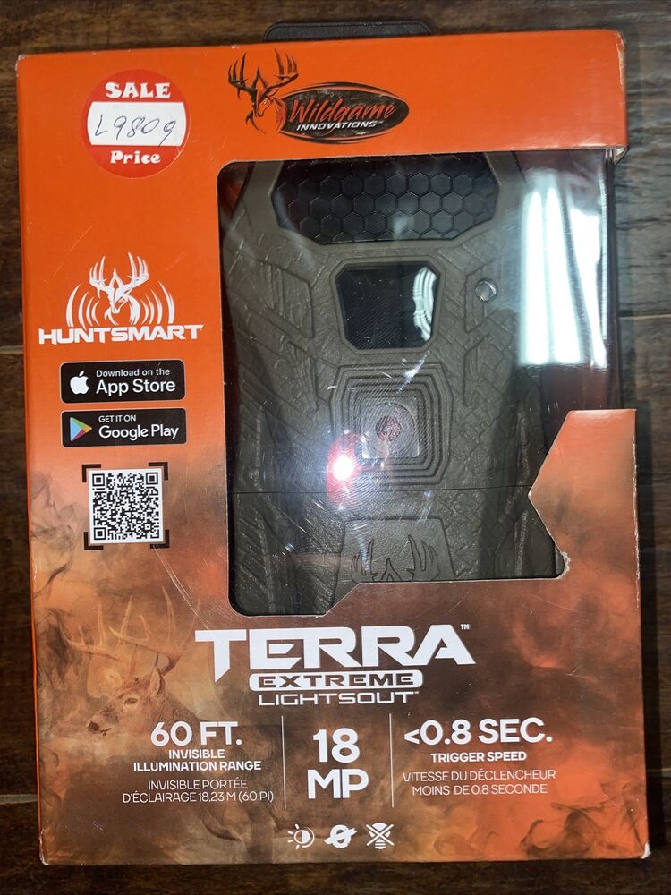 Wildgame Innovations TERRA EXTREME LIGHTSOUT 18MP Trail Game Camera WGI