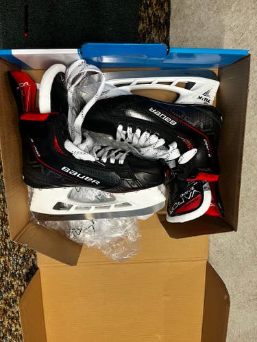New Bauer Vapor 3X Pro Hockey Skates