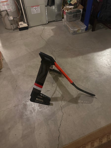 Hockey shot defender