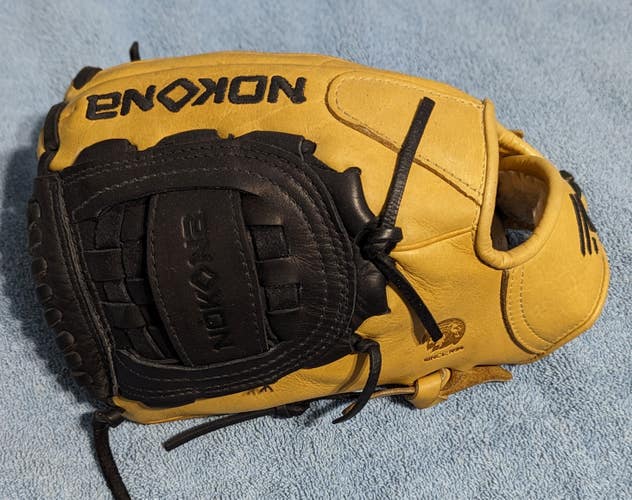 Used Nokona SKN-1200 Left Hand Throw Pitcher's Baseball Glove 12"