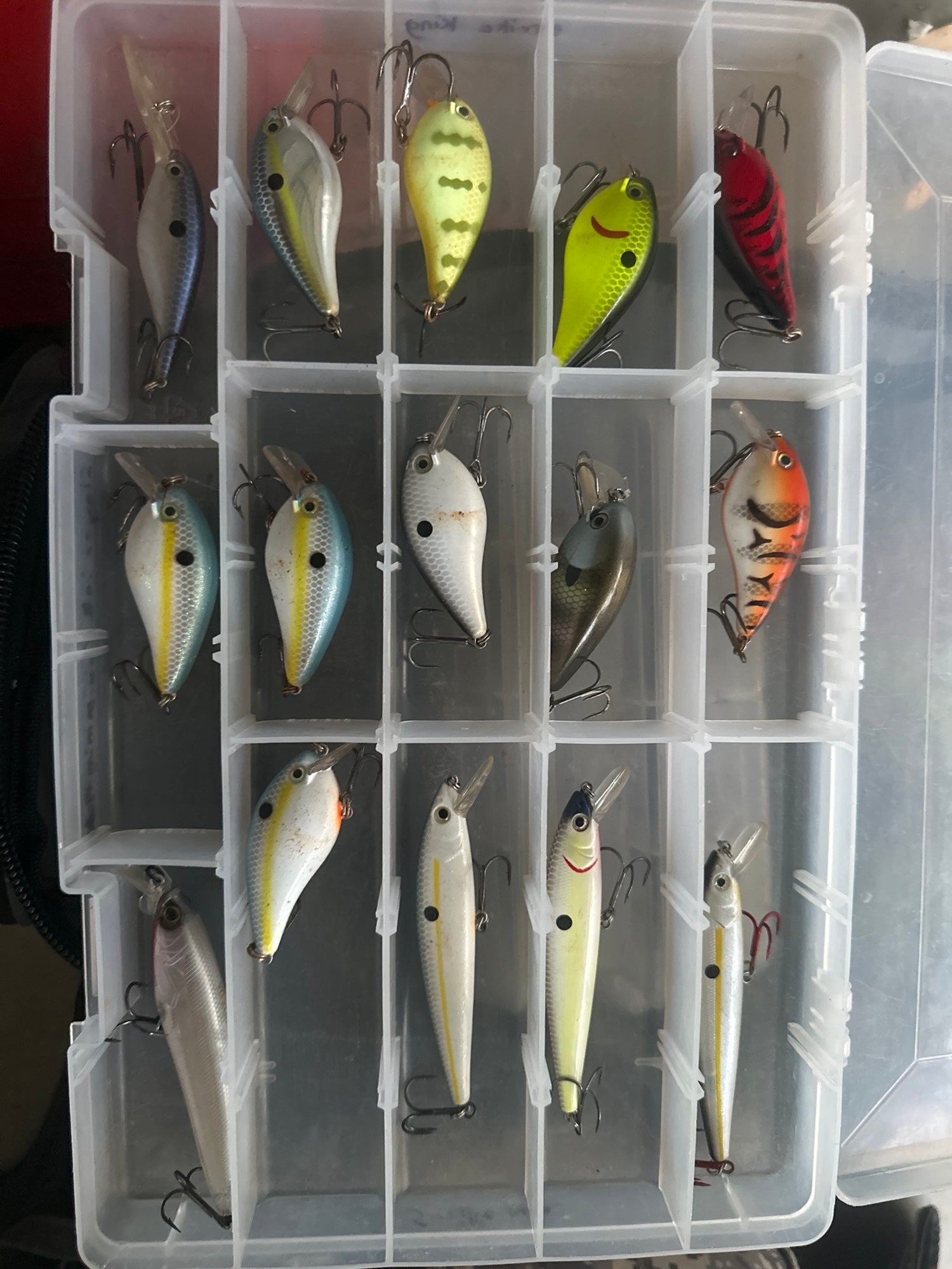 33 hard fishing baits