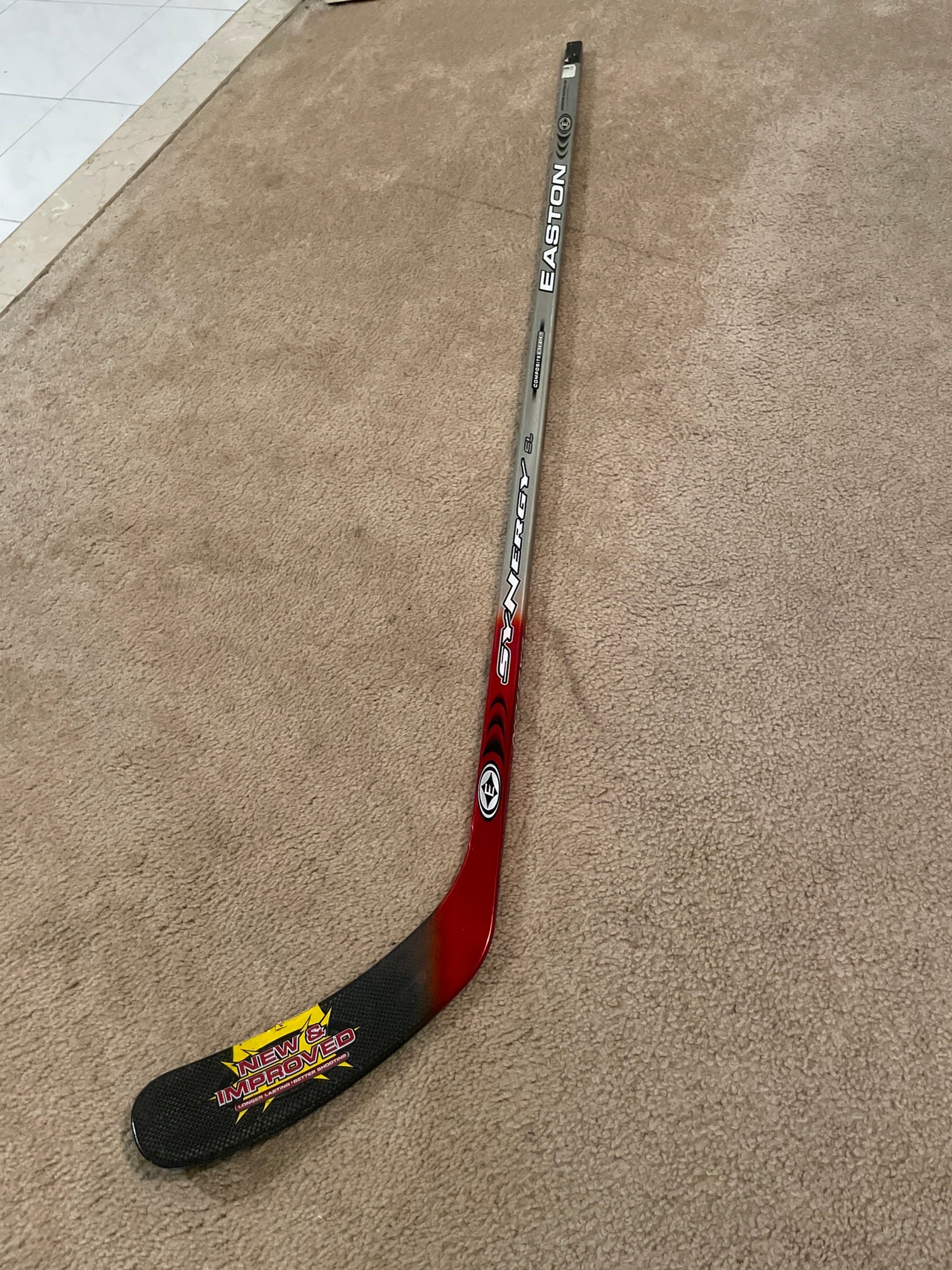 New ! Easton (3) S17 Grip Flex 65 Forsberg RH Hockey Stick