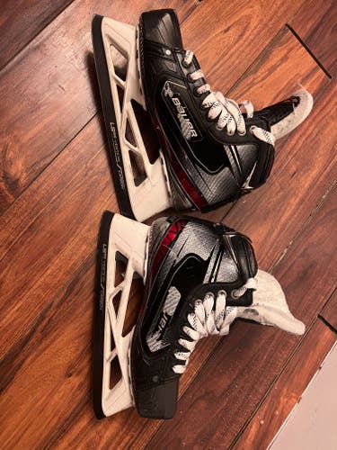 Senior Used Bauer Vapor 2X Pro Hockey Goalie Skates Regular Width Size 7.5