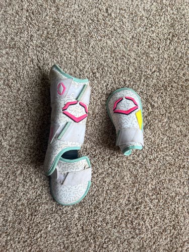 Used Senior EvoShield Wrist Guards Leg guard