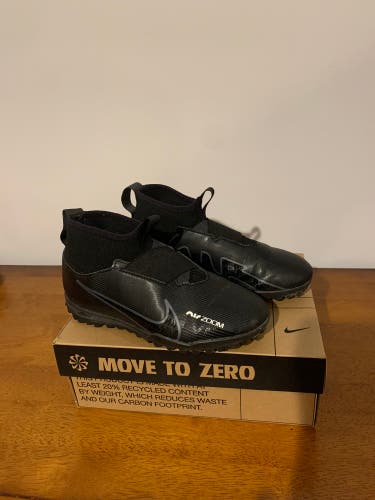 Nike Cleats youth size 2.5