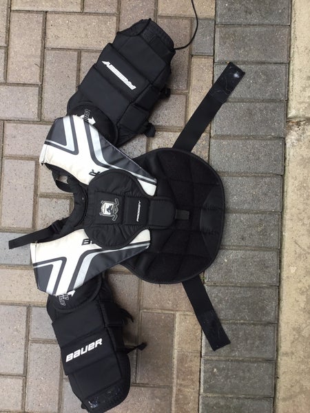 Used Large/Extra Large Bauer Prodigy Goalie Chest Protector