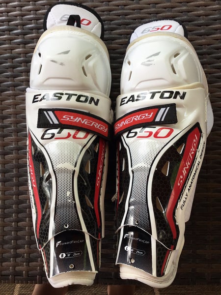 Used Easton Synergy 650 Shin Pads