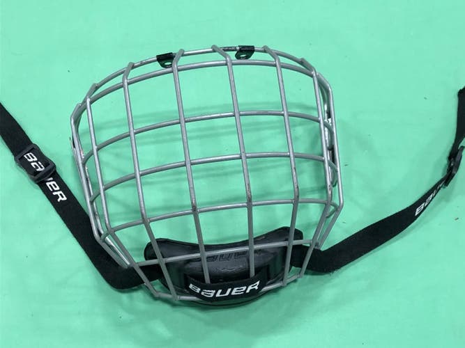 Used Bauer Profile I Hockey Cage (Size: Small)