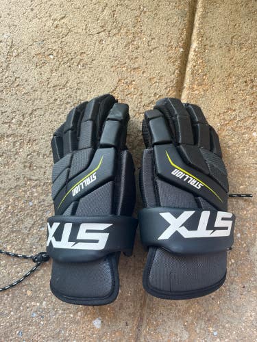 Used STX Stallion 200 Lacrosse Gloves Large