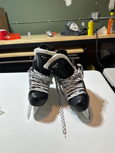 Senior New CCM RibCor 50K Hockey Skates Regular Width Size 7