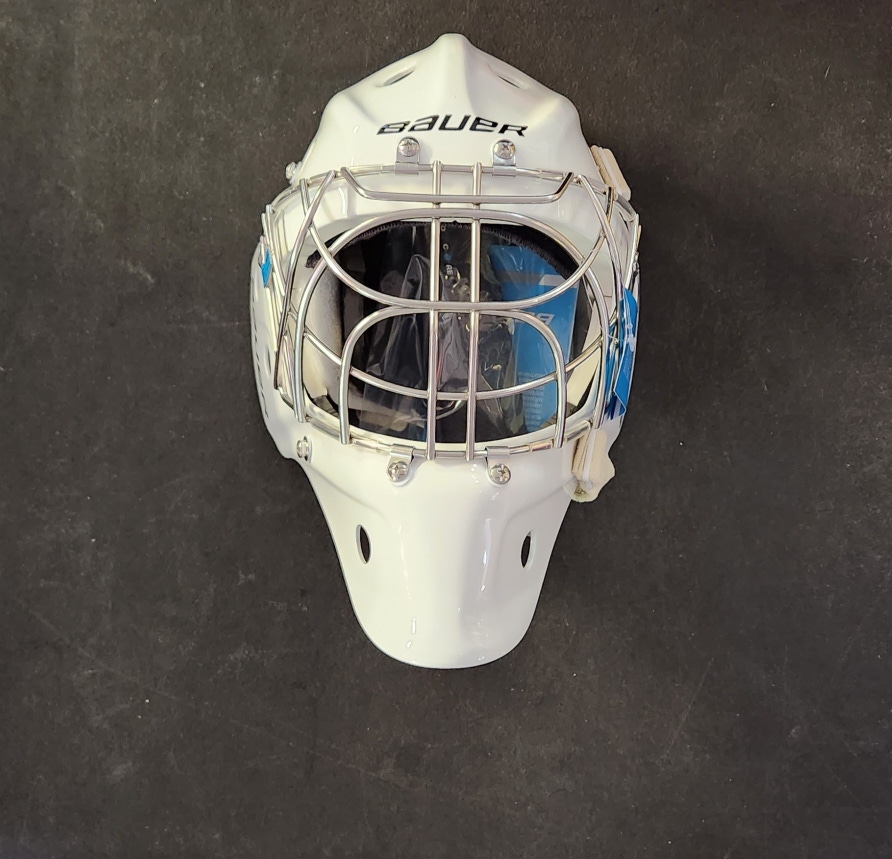 New Bauer 940 Goalie Mask Sr