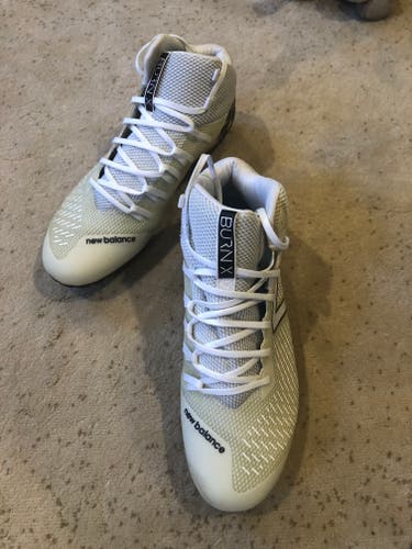 White Adult Used Men's Size 11 (Women's 12) Turf Cleats New Balance Mid Top Burn X Mid