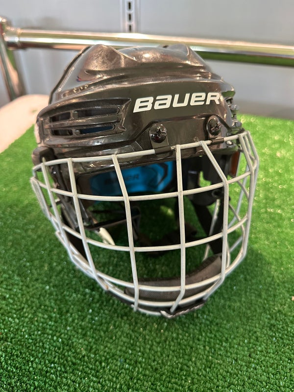Used Youth  Bauer Prodigy Helmet