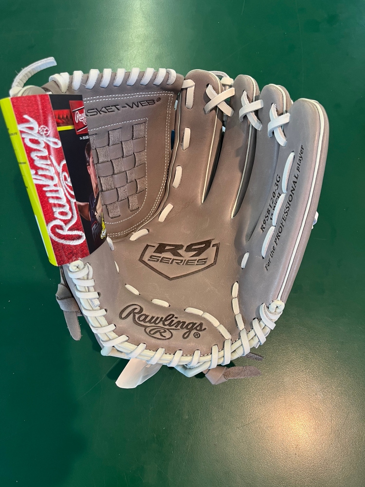 New Rawlings R9 Right Hand Throw 12” Fastpitch Glove