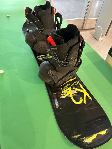 BURTON CHICKLET SNOWBOARD SIZE 120 CM WITH BURTON SMALL BINDINGS