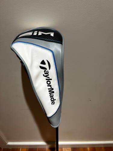 Men's Used TaylorMade Right Handed SIM Driver Regular Flex 9 Loft