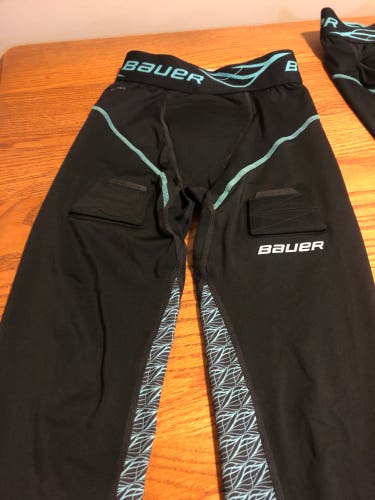 Black New Women's Bauer Compression Pants