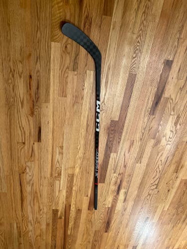 Intermediate Left Hand P29 JetSpeed FT6 Hockey Stick