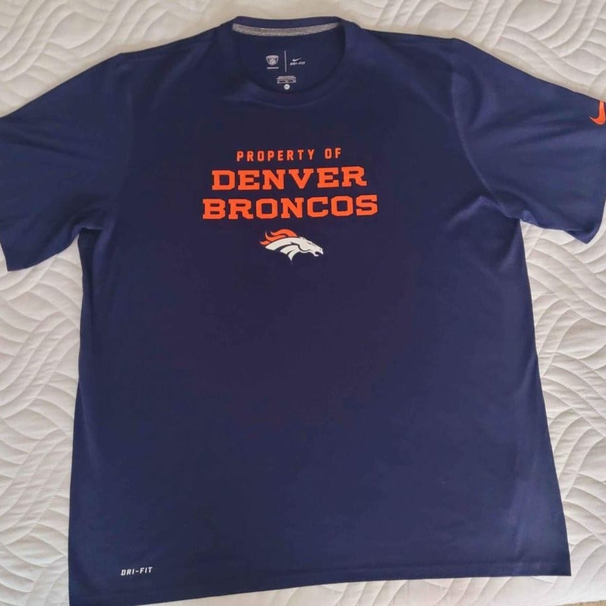 Denver Broncos Sideline Nike Dri-FIT Player Short Sleeve Top - Mens