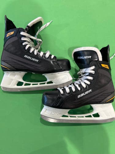 Senior Used Bauer Supreme 140 Hockey Skates D&R (Regular) 8.0
