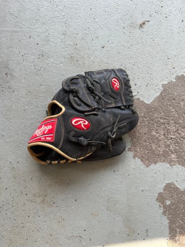 Used Pitcher's 12" Gold Glove Elite Baseball Glove