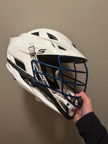 White lacrosse cascade mens s helmet .