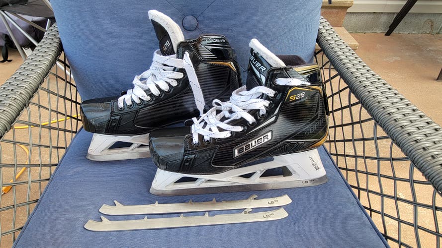 Senior Used Bauer Supreme S29 Hockey Goalie Skates Regular Width Size 10
