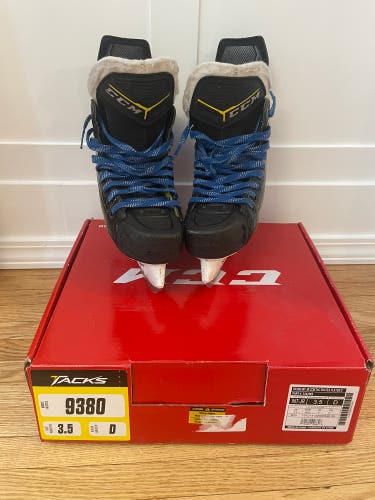Used CCM Regular Width Size 3.5 Super Tacks 9380 Hockey Skates