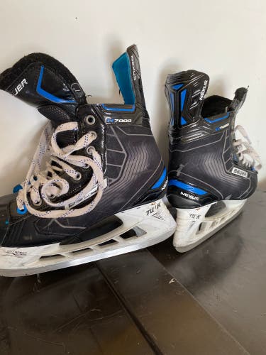 Used Bauer Regular Width Size 7 Nexus N7000 Hockey Skates