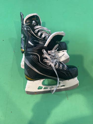 Used Junior Bauer Supreme One60 Hockey Skates D&R (Regular) 1.0