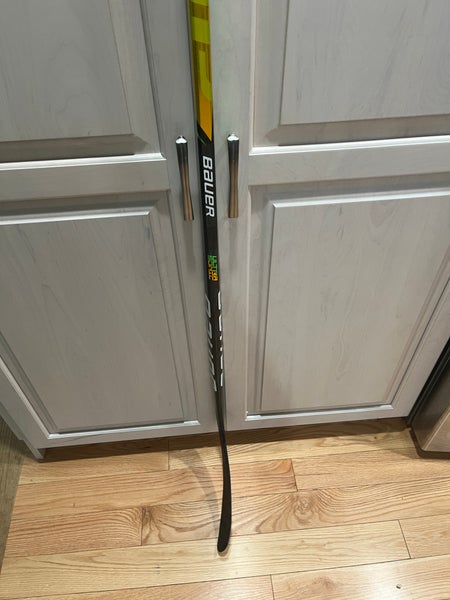 Senior Used Left Hand Bauer Supreme UltraSonic benn curve Hockey Stick Pro Stock