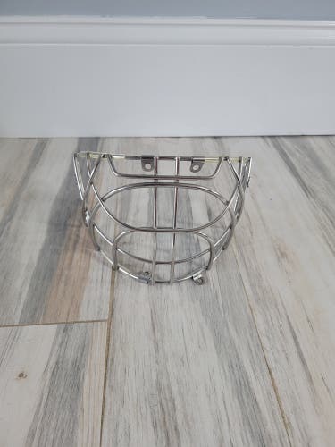 Senior Used Bauer 960 Goalie Mask