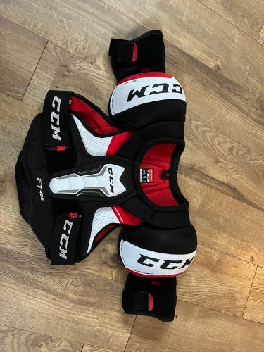 Used Large CCM Jetspeed FT485 Shoulder Pads