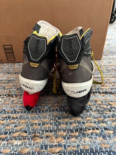 Bauer Supreme One80 Goalie Skate Size US 2