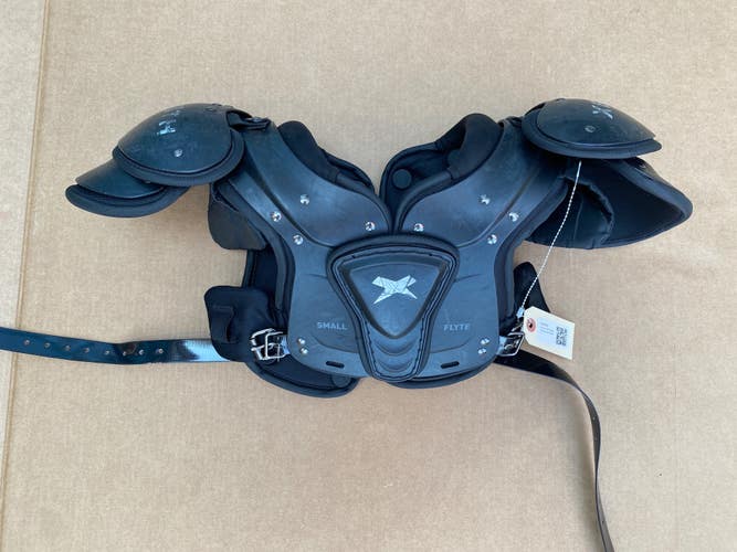 Used Small Xenith Flyte Shoulder Pads