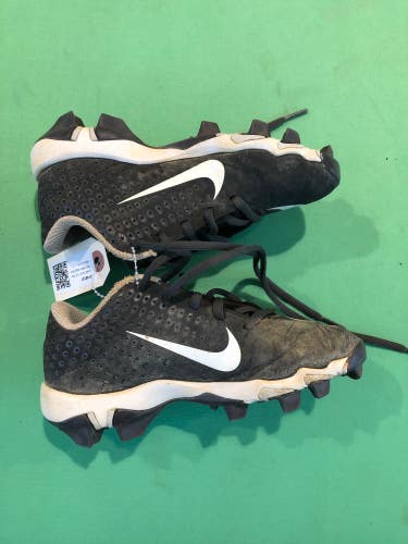 Used Youth 13C Molded Nike Vapor Baseball Cleats