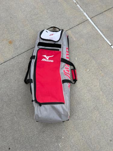 Used Mizuno Bat Bag