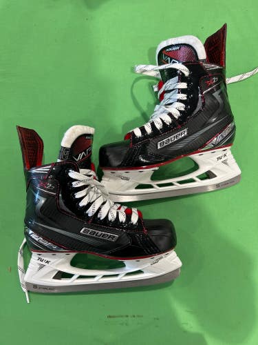 Intermediate Used Bauer Vapor X2.7 Hockey Skates D&R (Regular) 5.0