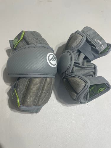 Used Medium/Large Maverik MX Arm Pads