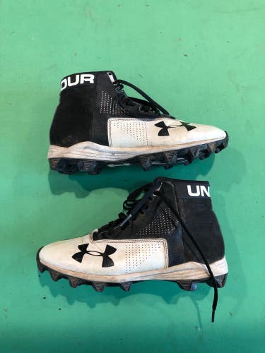 Used Youth 5.5 Under Armour Football Cleats