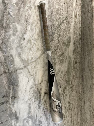 Used USSSA Certified Marucci (-10) 17 oz 27" F5 Bat