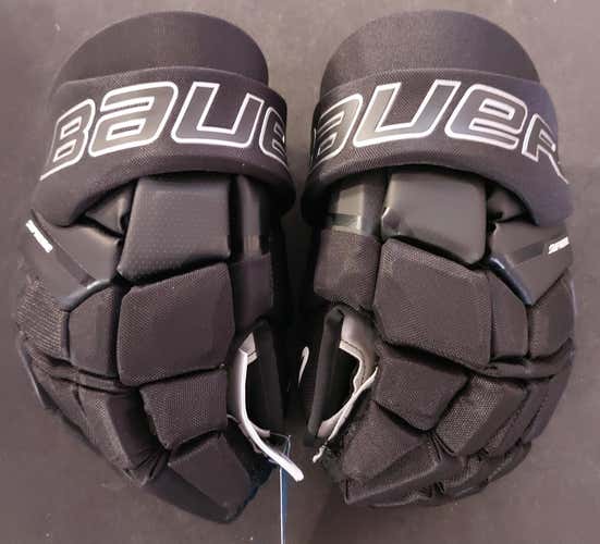 New Bauer Supreme M3 Gloves (1061901)