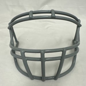 Xenith XRS-22 Adult football Facemask In light gray.