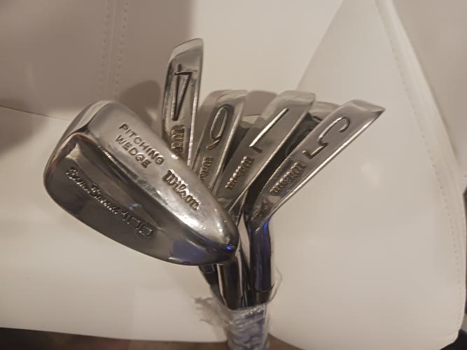 Wilson Sam Snead 100 blades 4i-Pitching Wedge Iron Set 8 Pieces Steel Shaft