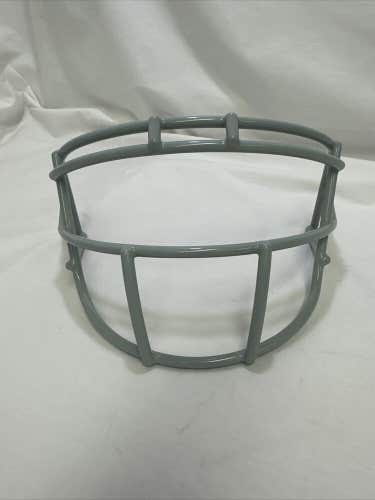 Xenith XRS-21 Adult football Facemask In light gray.