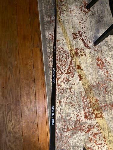Senior Right Handed P92 Vapor 3X Hockey Stick