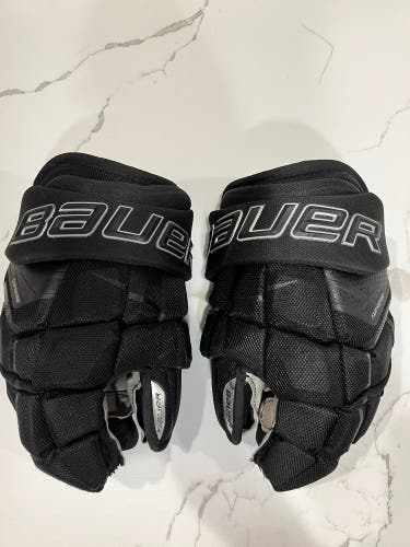 Bauer 13" Supreme Ultrasonic Gloves - LIKE NEW